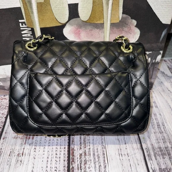 NWOT Elegant Black Quilted Chain Purse - Chanel Inspired - Picture 2 of 4